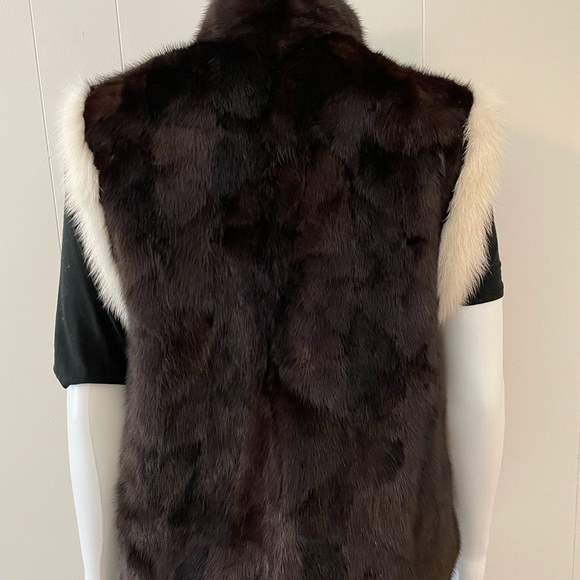 Mink Vest with white mink detail - Picture 2 of 4